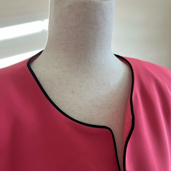 Jones Studio Women’s 20W Pink Open Front Blazer Jacket with Black Trim - Picture 2 of 7